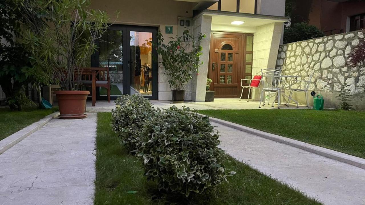 Visoko New Concept - 7 Minutes From The Pyramids - City Center Bagian luar foto